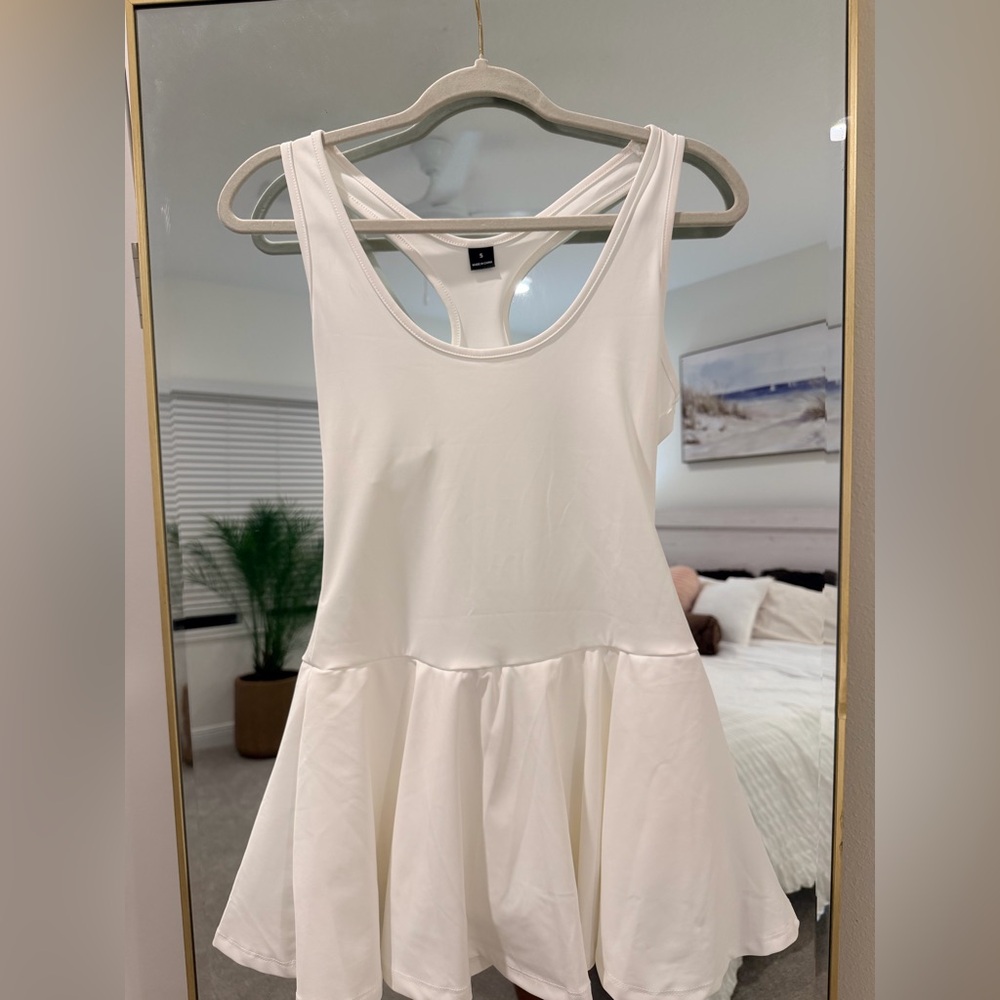 White tennis dress with built in shorts S